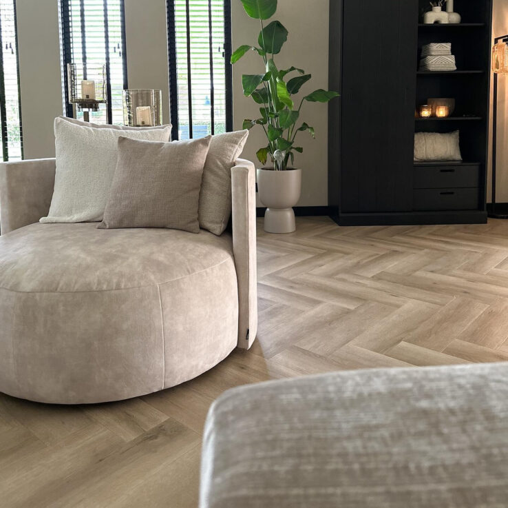 Grijze PVC-vloer kiezen: welke tint past bij jouw interieur?