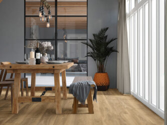 Interieur met een landelijke pvc vloer